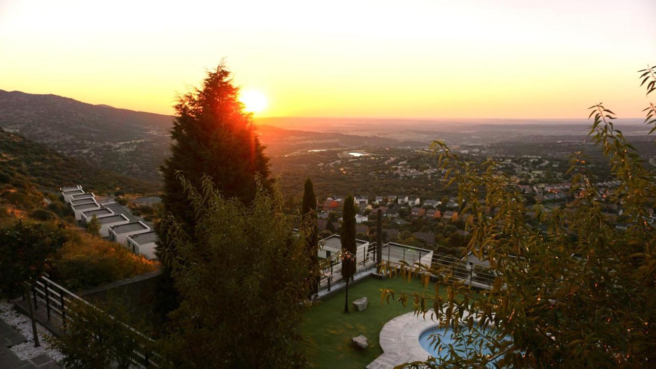 Villa Los Angeles El Espinar Ngoại thất bức ảnh