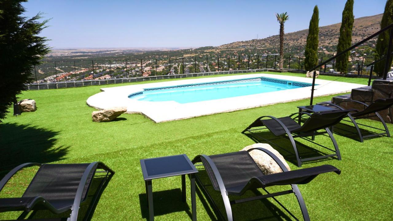 Villa Los Angeles El Espinar Ngoại thất bức ảnh