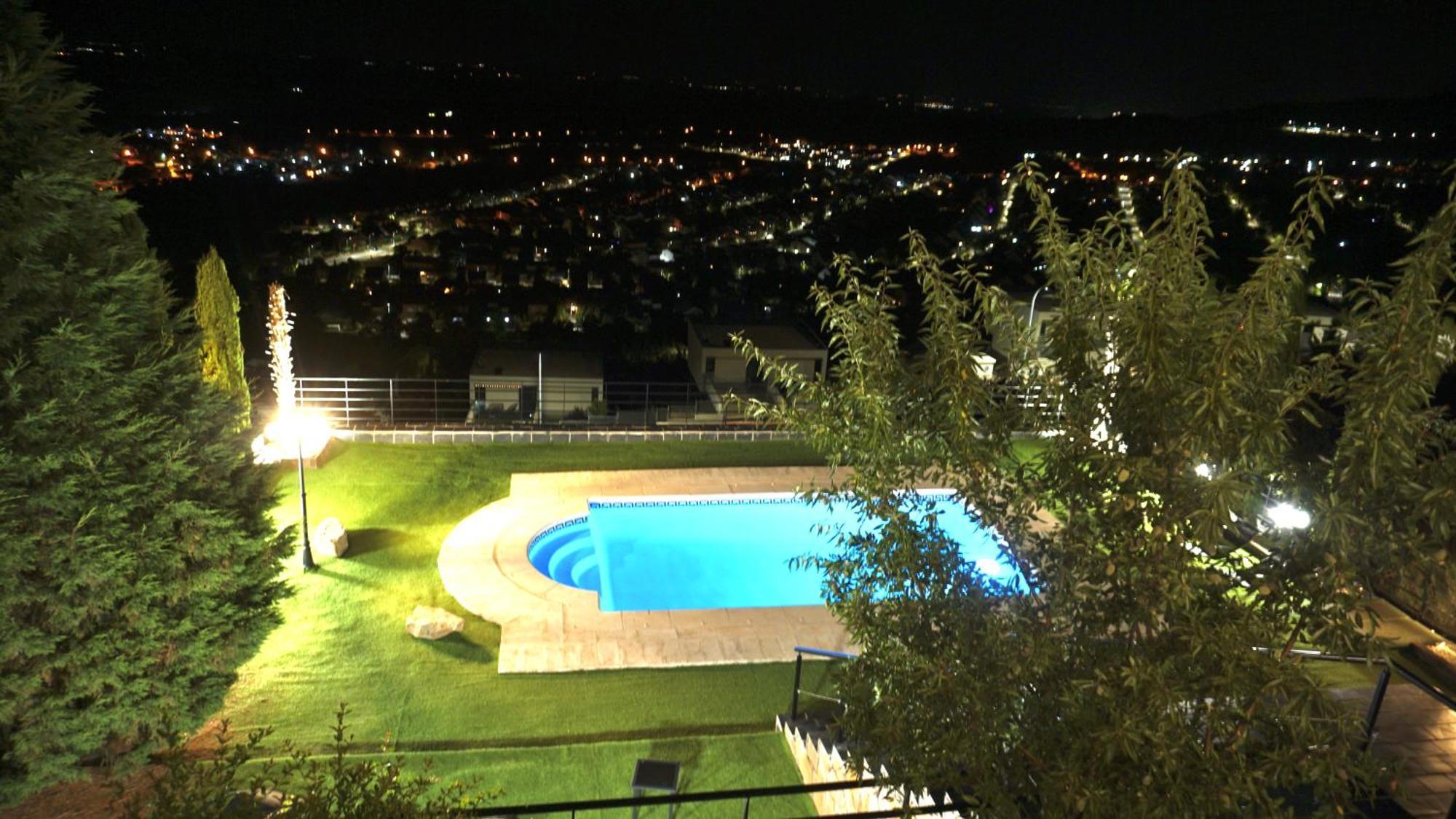 Villa Los Angeles El Espinar Ngoại thất bức ảnh